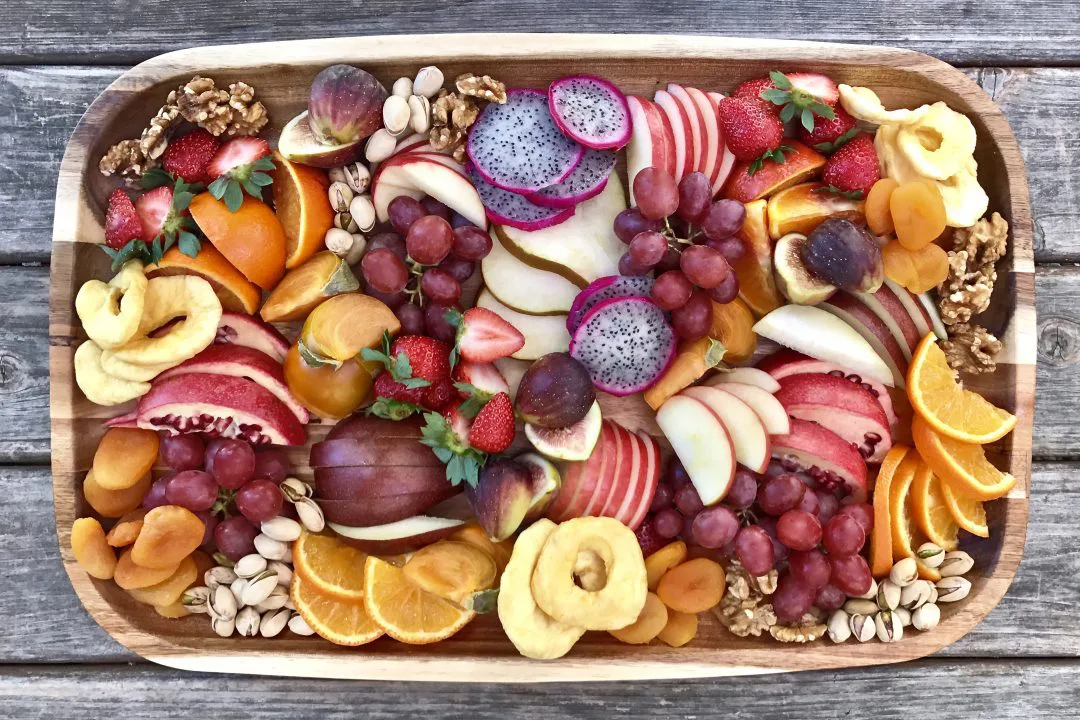 fresh fruit platter presentation