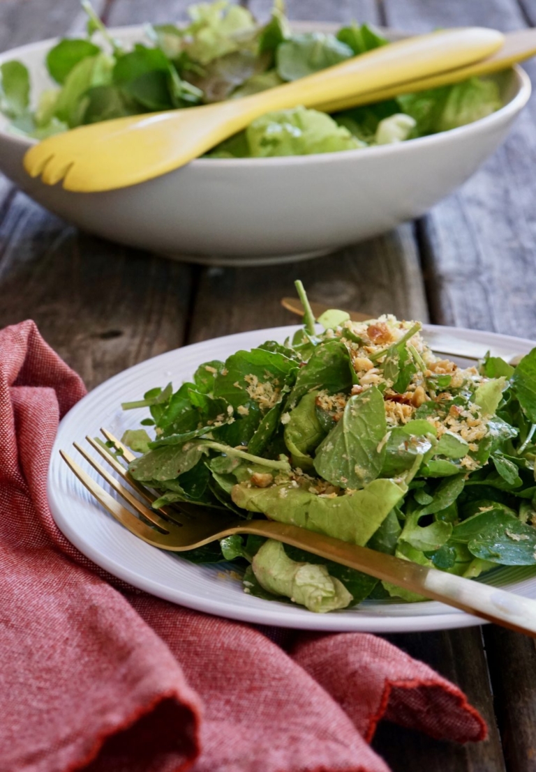 butter lettuce salad with walnut dressing 