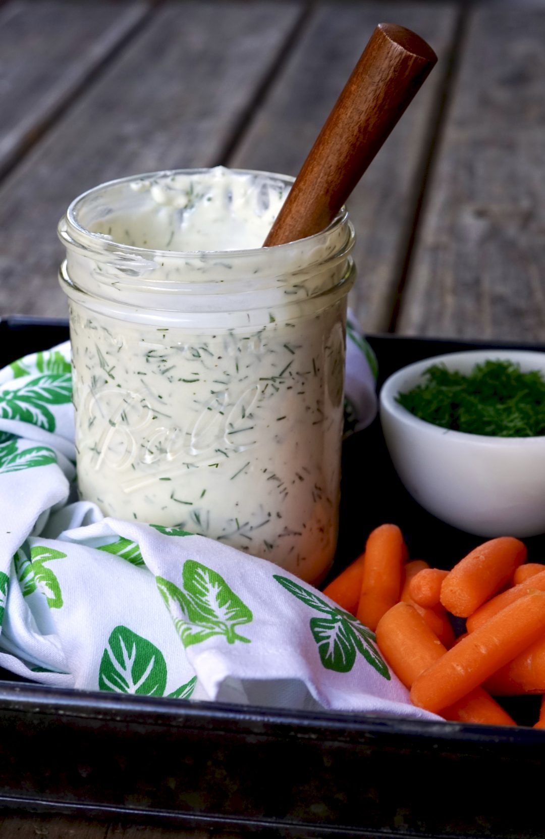 Creamy Garlic-Dill Salad Dressing – SIMMER + SAUCE