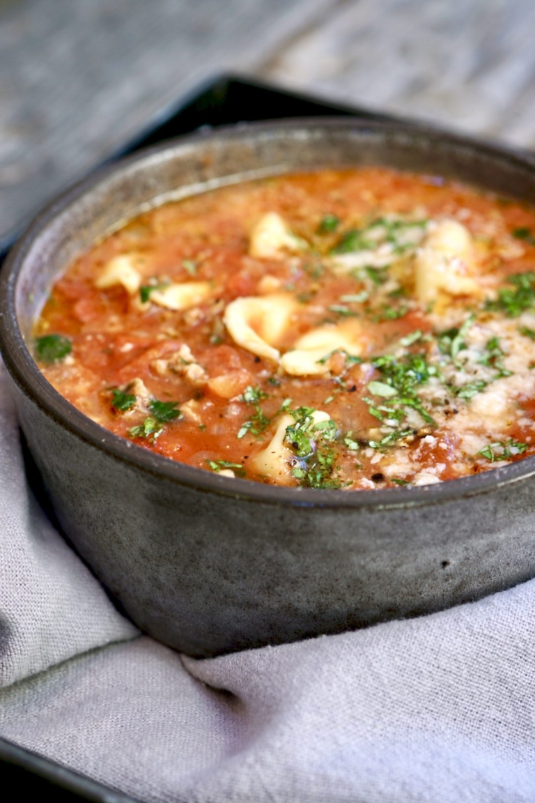 Tuscan tortellini soup