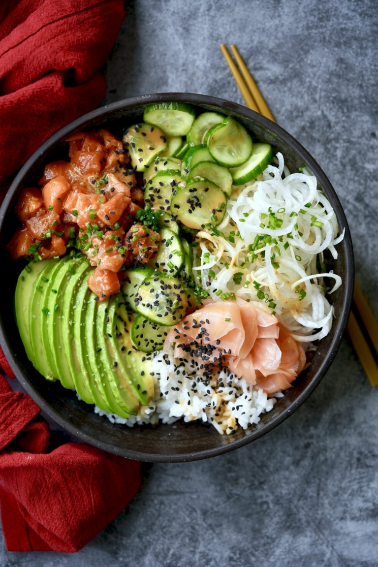 Spicy Salmon Roll Sushi Bowl – SIMMER + SAUCE