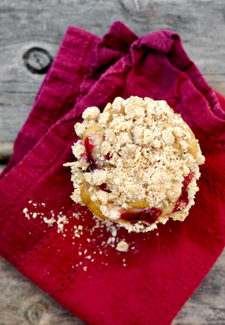cranberry muffin