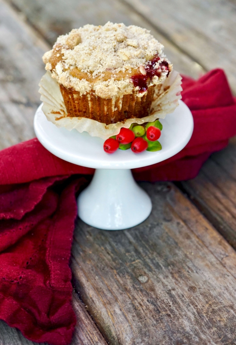 cranberry muffin