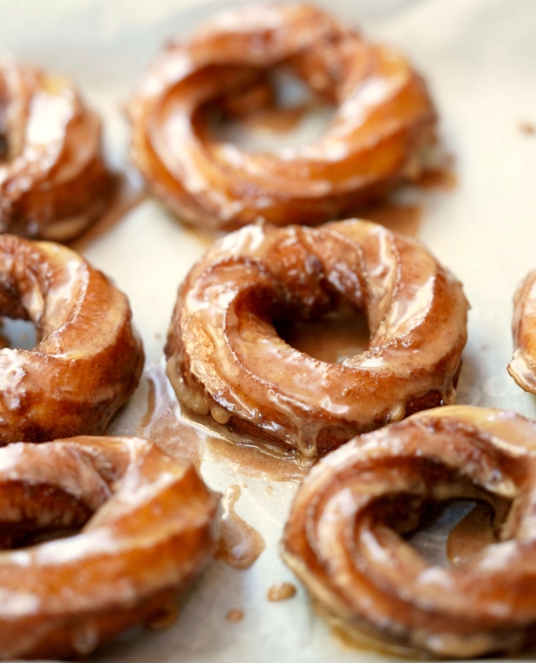 apple cider crullers