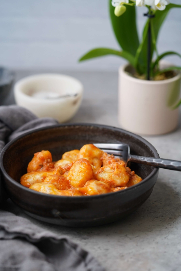 cheesy baked gnocchi