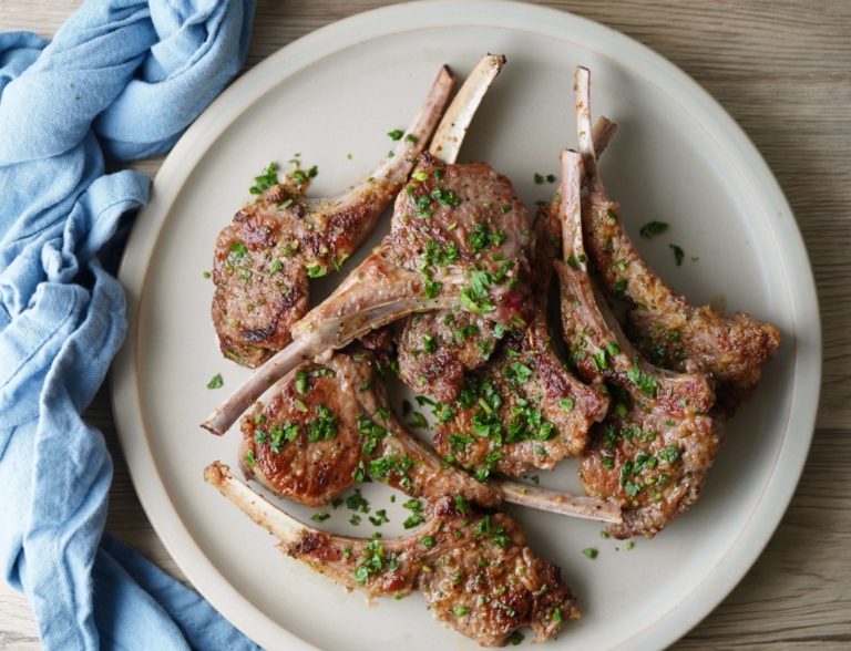 garlic butter lamb chops