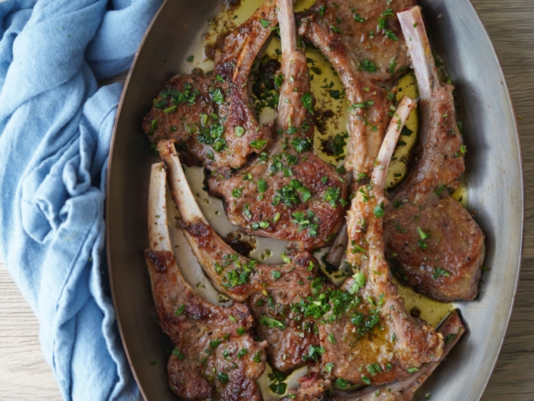 garlic butter lamb chops