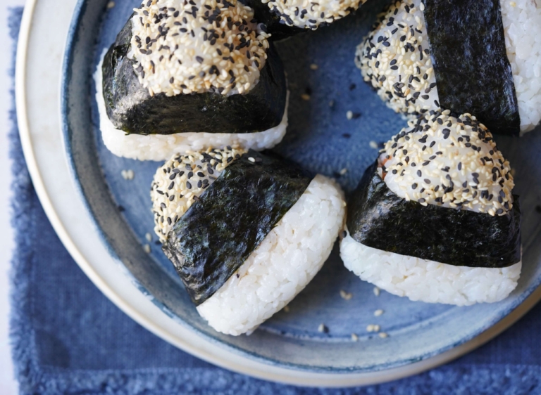 salmon onigiri