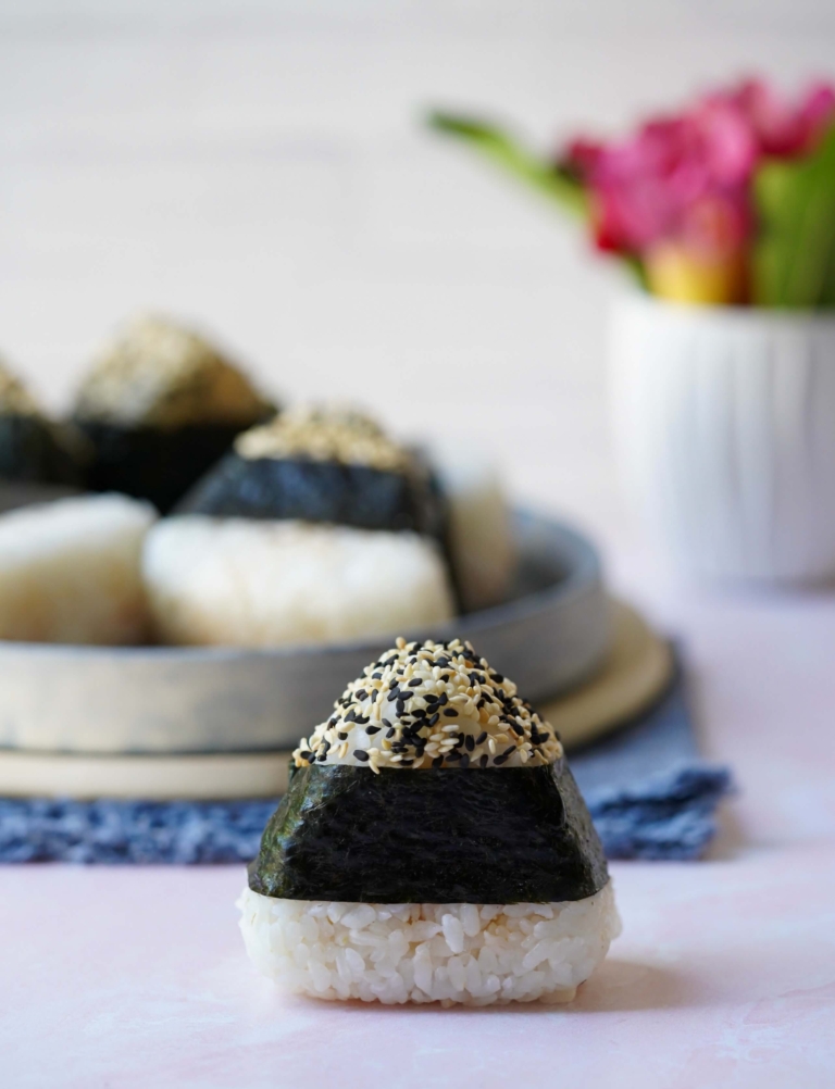 salmon onigiri