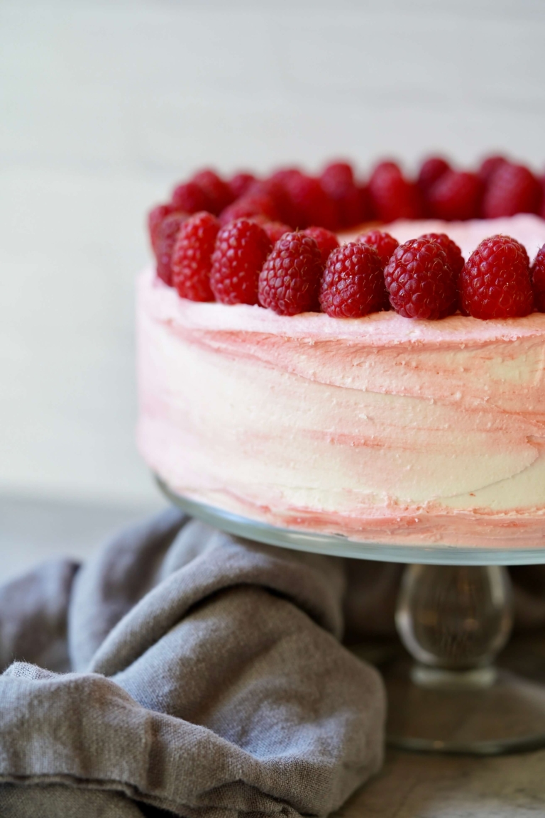 white chocolate raspberry cake