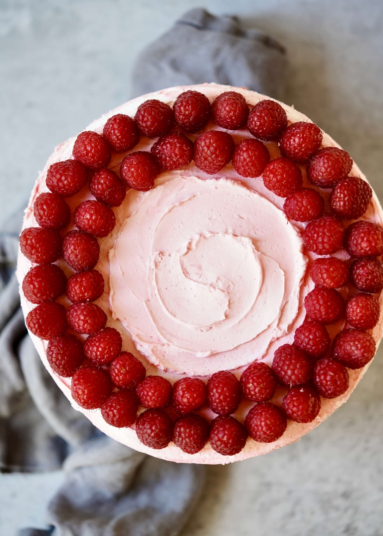 white chocolate raspberry cake