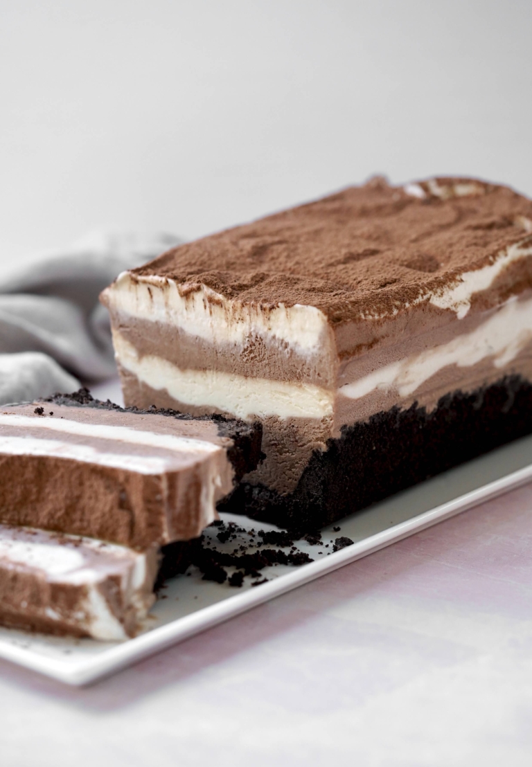 no-bake frozen marbled cake