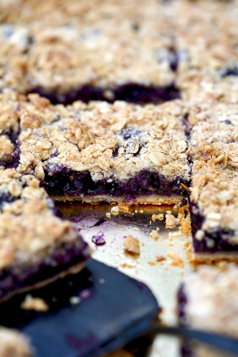 sheet pan crumble pie bars