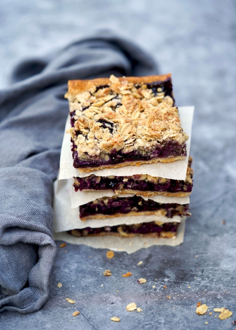sheet pan crumble pie bars