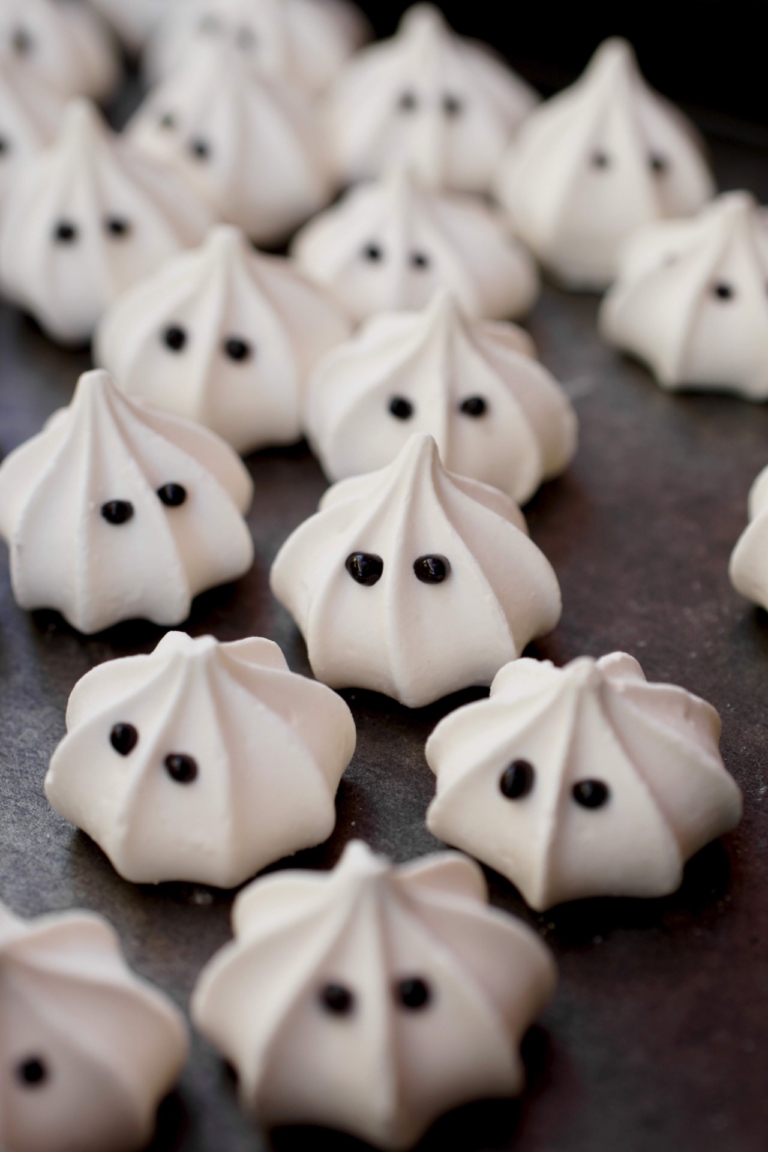 ghost meringues